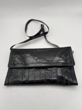 Genuine EEL Skin Clutch Purse Handbag BLACK Pattern Flap/Snap Closure Korea